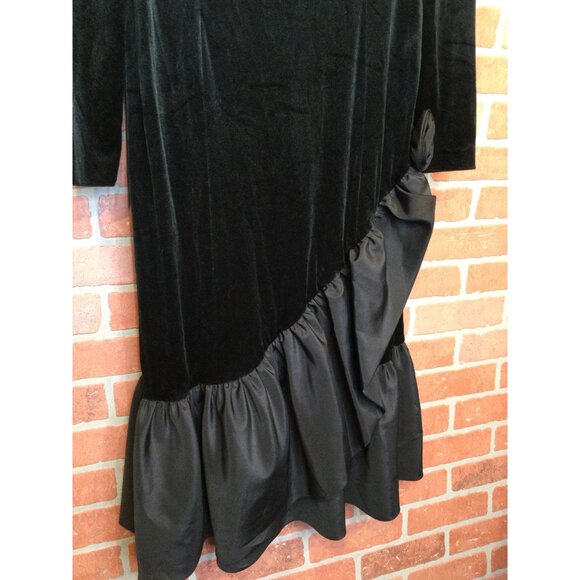Herman Marcus Black Velvet Long Sleeve Midi Dress Size 12 Ruffle Dark Coquette - Picture 4 of 9